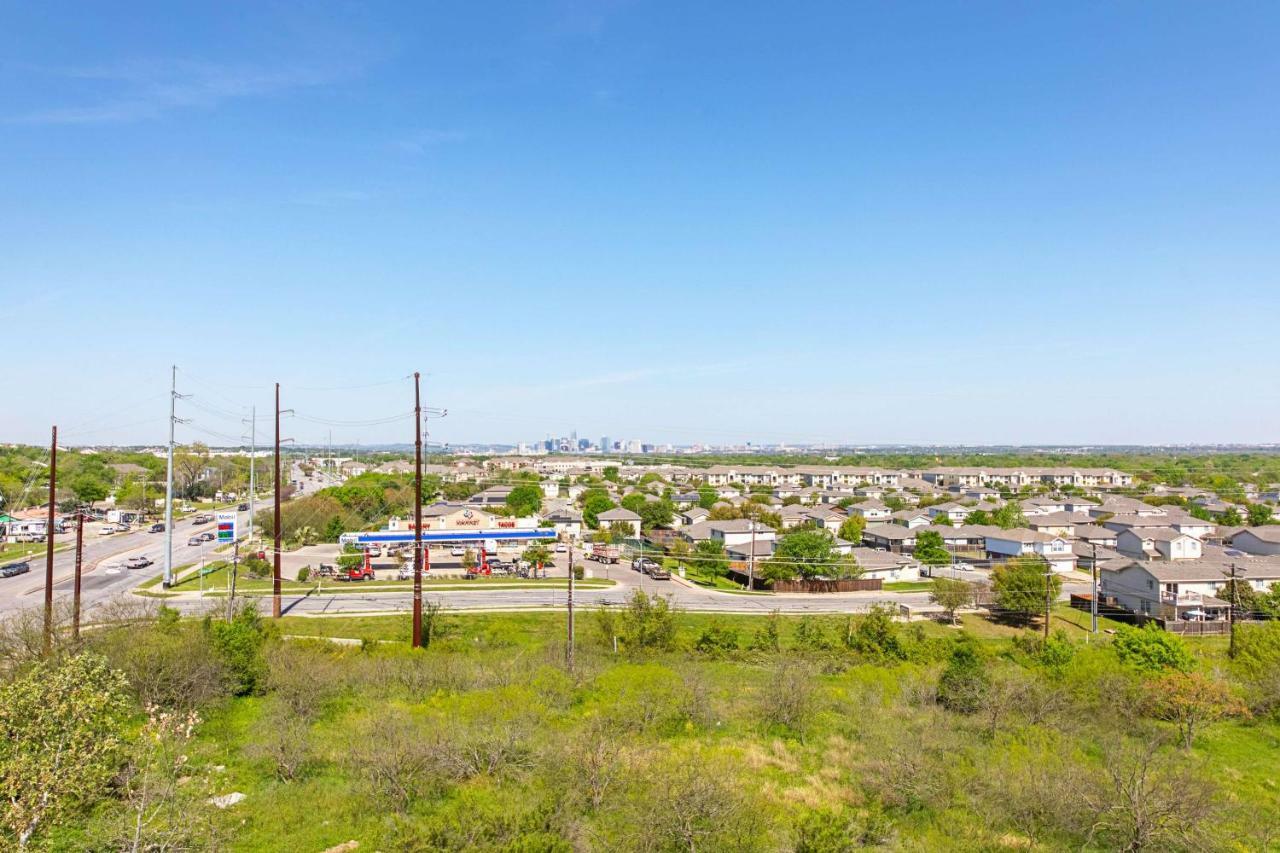 Motel 6 Austin Airport Kültér fotó
