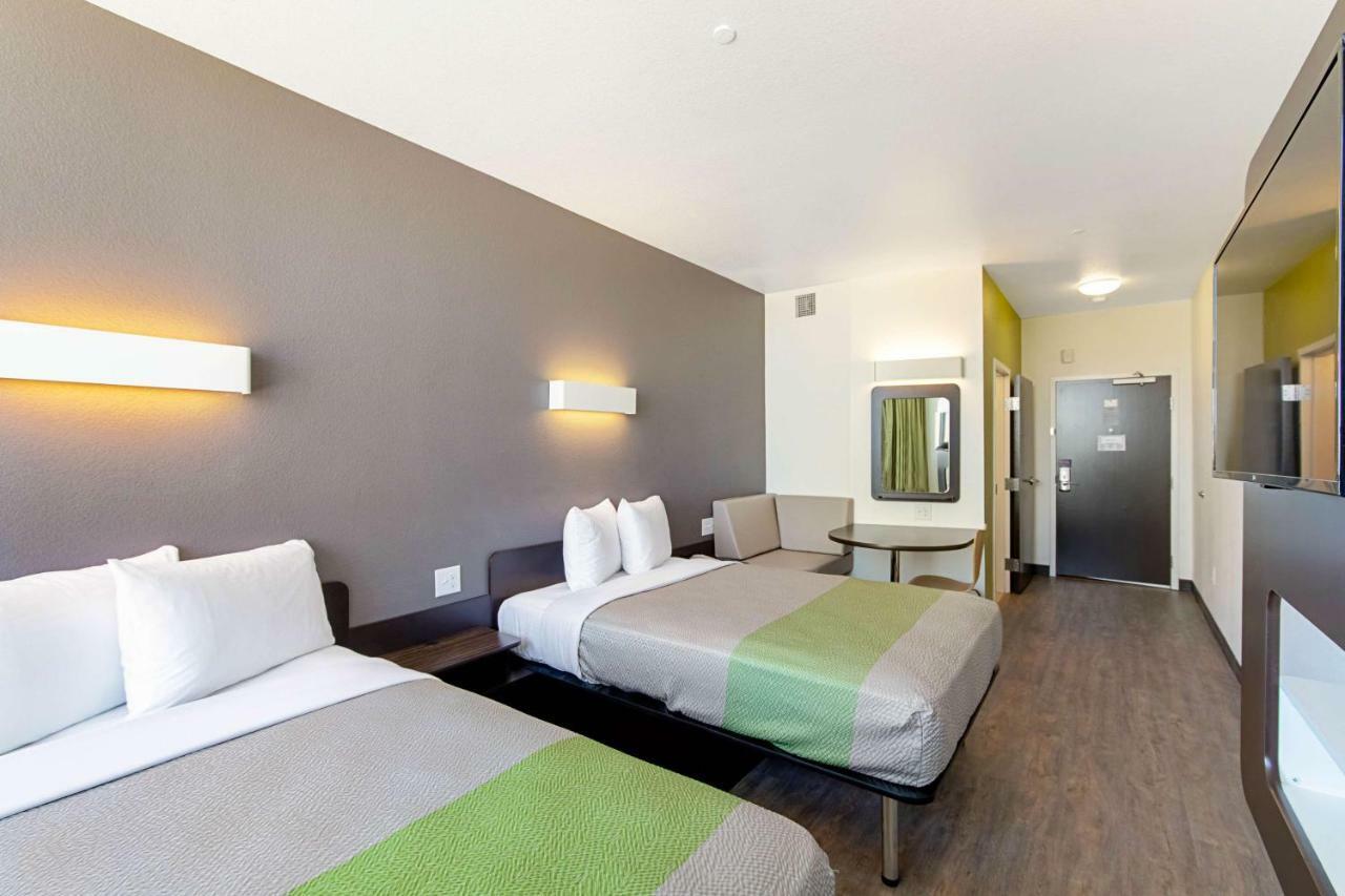 Motel 6 Austin Airport Kültér fotó